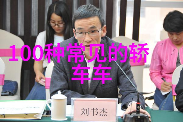 海报时尚网2021春夏时装周纵情洒脱的色彩与风格