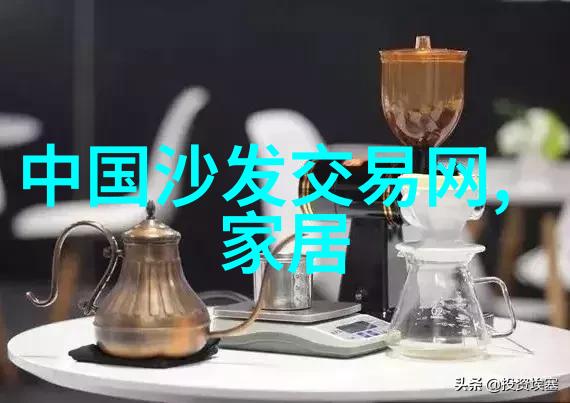 驾驶时戴隐形眼镜的危害与不利之处