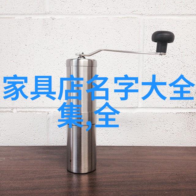 有哪些基本工具和材料是我必须掌握的才能进行简单气质编发教学吗