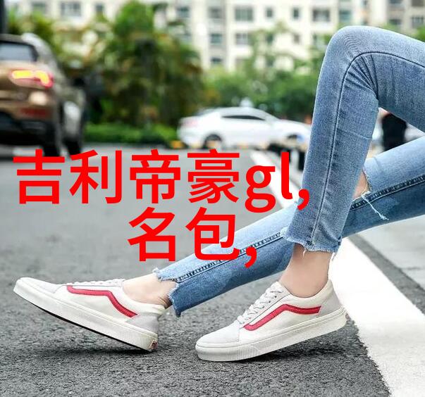 孩子们的手触摸眼见耳闻探索学生在使用过程中对于不同材质如塑料金属皮革及配置如有或无抽屉的偏好以及它们