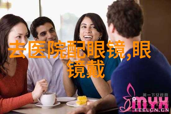 女生超短发时尚魅力与自信光芒