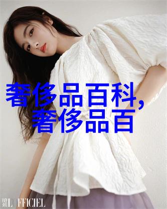 60岁美女的时尚发型2022年最适合她的人气造型